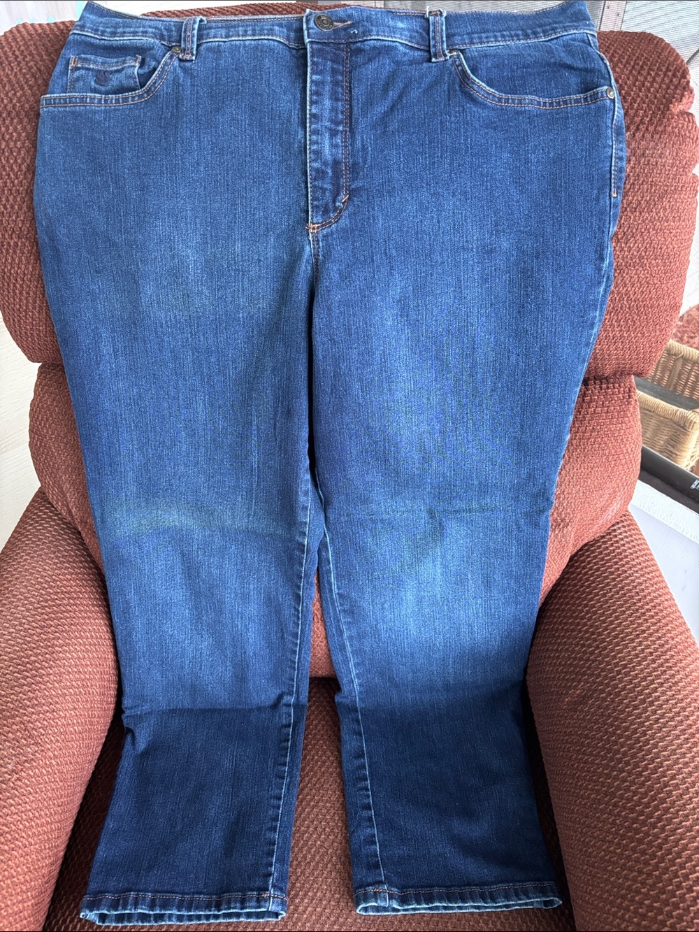 Gloria Vanderbilt Dark Blue Denim Jeans